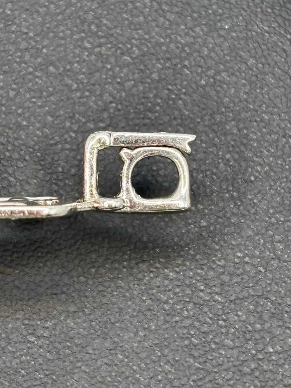 MONICA RICH KOSANN STERLING SILVER GATE LOCKET W/ SAPPHIRE- PENDANT ONLY - Picture 9 of 10